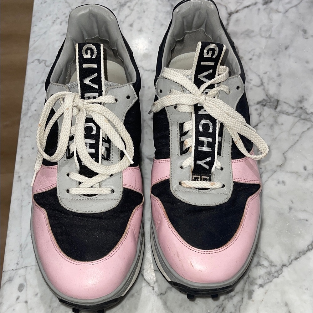 Givenchy Men’s Black and Pink Sneakers